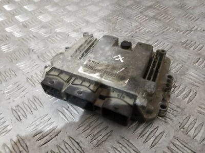 NISSAN Primera P12 1.9 D 88kw 2003 Controllo Motore Unità ECU - Immagine 1 di 4