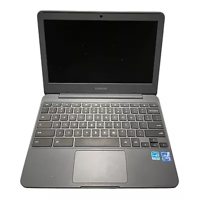Samsung Laptop Chromebook 3 11.6"  4GB RAM 16GB SSD | Gray - Image 1 of 3