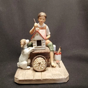 Statuina ceramica vintage The Norman Rockwell Museum Inc una casa delle bambole per sorella 1979 - Foto 1 di 12