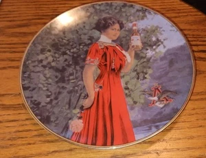 Budweiser Girl Crown Bavaria Germany Vignettes Early Anheuser Busch 1979 7.75" - Picture 1 of 5