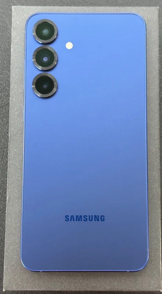 Smartphone Samsung Galaxy S25+ Plus 5G 256GB AT&T SM-S936U Desbloqueado - Caja Abierta Foto 1 de 1