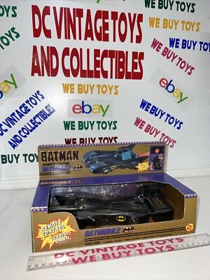 Batimóvil de control remoto Batman #4431 con luz turbo Toy Biz NUEVO 🔥 Foto 1 de 4