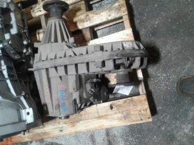 Оригинальная раздаточная коробка в сборе для Ford F250 Super Duty 2003-2010 годов выпуска  - Изображение 1 из 4