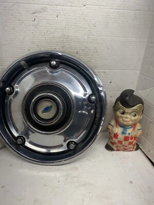 1969-1982 Chevrolet Half-Ton roda de caminhão HUBCAP C10 OEM GM - Imagem 1 de 4