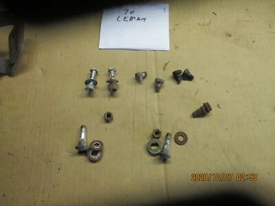 1970 71 72 PONTIAC GTO ТРАНСФОРМИРУЕМЫЙ ВЕРХНЯЯ СТОЙКА ОБОРУДОВАНИЕ БОЛТ ЛОТ - Изображение 1 из 3