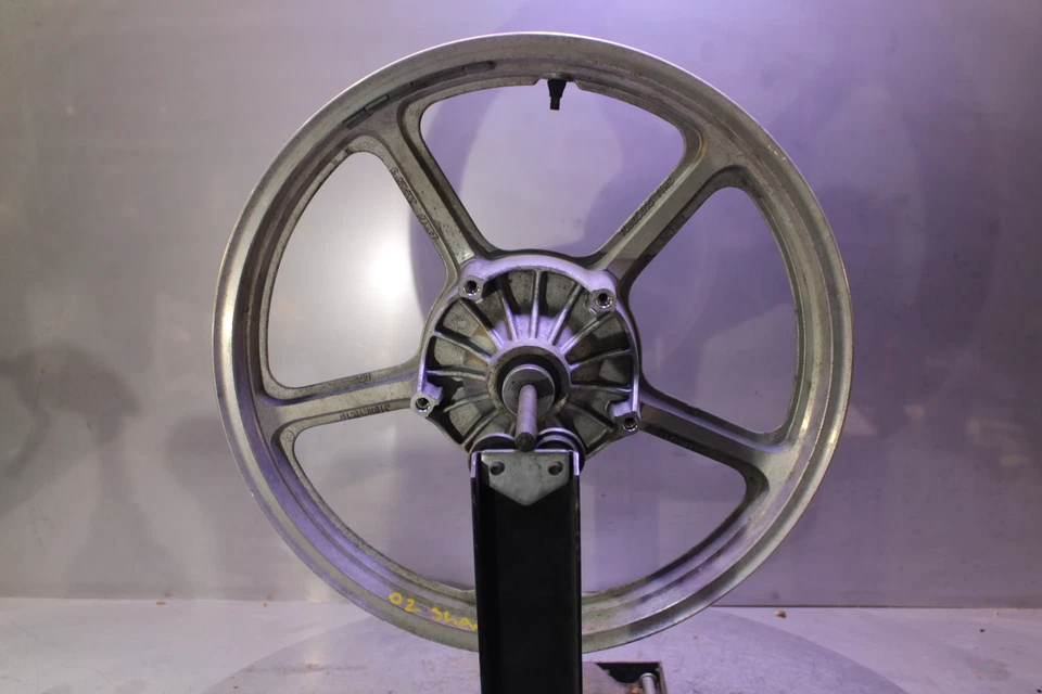 Honda Shadow 1100 VT1100 2002 llanta delantera recta Foto 1 de 4