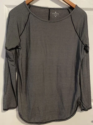 Top Athleta Cuello Redondo Manga Larga Gris Negro Rayas Para Mujer, Mediano Foto 1 de 3