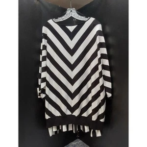 Ladies Black & White Top & skirt Size 3X By 89th + Madison Skirt By Torrid  - Picture 1 of 7