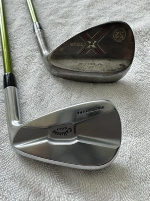 Juego de 3 cuñas Callaway X Prototype 8 Iron and X Tour 52 Aldila NV verde diestro par Foto 1 de 4