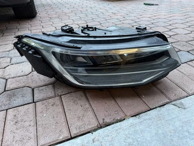 2022-2024 VOLKSWAGEN TIGUAN FRONT RIGHT PASSENGER HEADLIGHT LED OEM 5NL941036A - Image 1 of 4