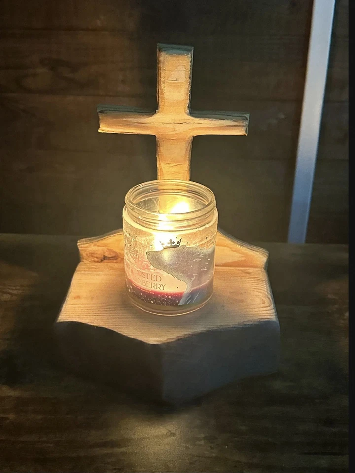 Candelabro cruzado estilo borde vivo Foto 1 de 1