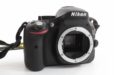 Nikon D5200 Body, sehr guter Zustand - Bild 1 von 4