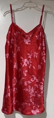 Camisón Morgan Taylor Rojo Floral Líquido Satinado Chemise Cuello en V Ajustable Grande Foto 1 de 4