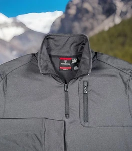 Pullover VICTORINOX 1/4 Cremallera Para Hombres M Carbón Ajuste A Medida Pecho Cremallera Bolsillo Usado en Excelente Condición - Imagen 1 de 7