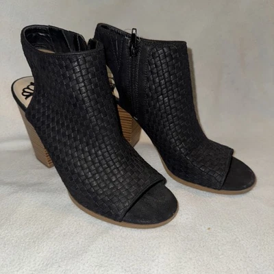 Botas femininas Fergalicious By Fergie peep toe com zíper pretas tamanho 8.5M S25 - Imagem 1 de 4