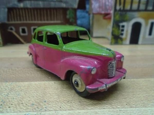 VINTAGE RARE TWO TONE AUSTIN DEVON DINKY TOY - Picture 1 of 8