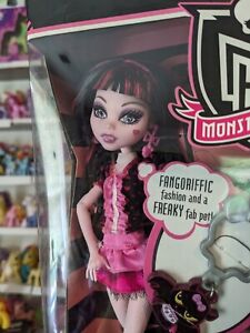 2010 Monster High Draculaura Doll New In Box Fangoriffic Fashion NIB