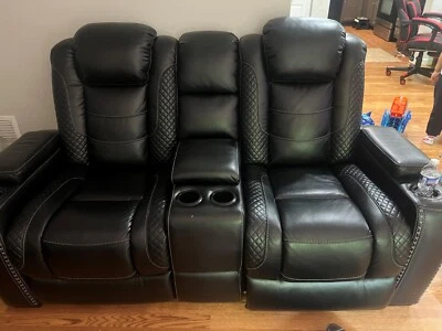 sofás sofás cuero usado Foto 1 de 4