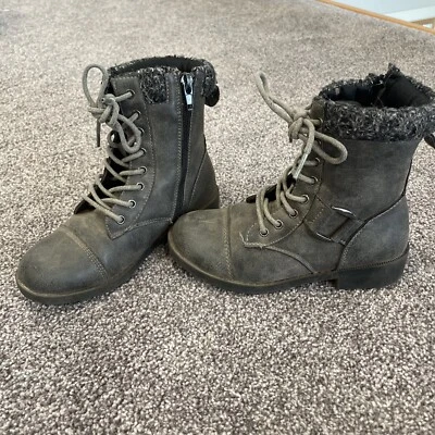 Botas Union Bay Swagger G para niños pequeños talla 12 Foto 1 de 4