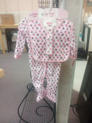 Baby Ganz Cupcake Sleeper con babero bebé y soporte para chupete Foto 1 de 3