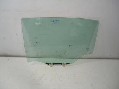 2007-2012 NISSAN SENTRA REAR LEFT DOOR GLASS WINDOW - Image 1 of 4