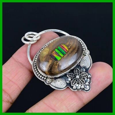 Colgante flor de moda de ópalo etópico en roca con piedras preciosas de ópalo plata de ley 925 Foto 1 de 4