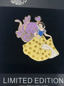 Disney Pin Trading Pin Snow White LE300 LE 300 New on Card MINT v11 - Picture 1 of 4
