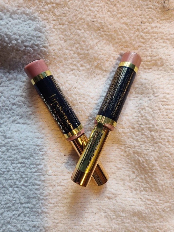Due colori e lucidi Lipsense di SeneGence - completi/nuovi/sigillati - colore bomba💋 - Immagine 1 di 4