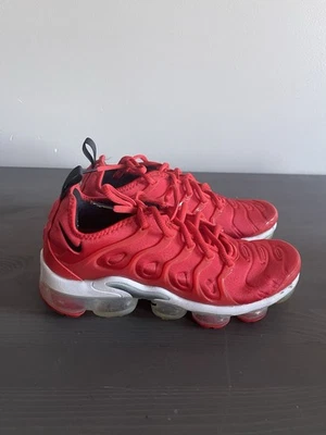 Nike Air VaporMax Plus Shoes Womens Size 8 Chile Red DO1160-600 Sneakers - Image 1 of 4