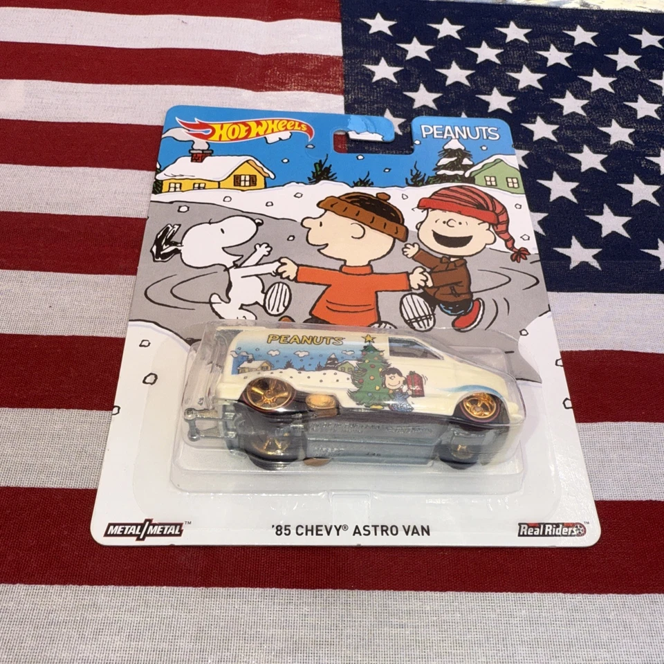 Chevy Astro Van RealRiders 2016 Pop Culture Peanuts 85 Hot Wheels Foto 1 de 4
