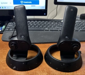 HP Windows Virtual Mixed Reality Controllers 938832-0 Right & Left  - Picture 1 of 2