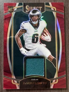 2021 Panini Select Devonta Smith Red Relic Rookie Jersey Relic RC #RSW-DSM - Bild 1 von 2