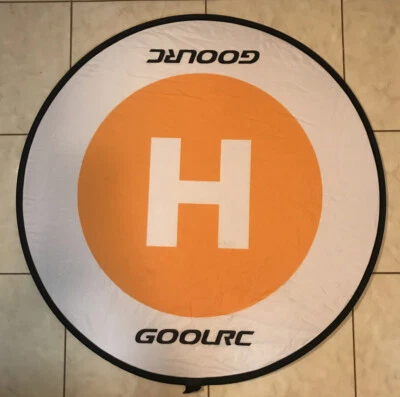 Drone Landing Pad 30 Inch With Carry Case. (GOOLRC) - Image 1 of 3