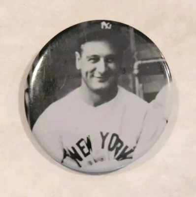 Vintage Rare Lou Gehrig New York Yankees 2.25 Inch Baseball Pin Back Button - Image 1 of 2