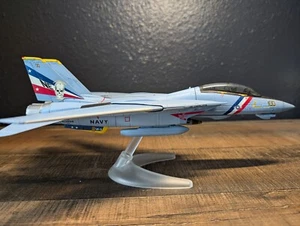 Corgi Tomcat F-14 D2003 Iraqi Freedom US Navy VF-2 Bounty Hunters Diecast Model - Picture 1 of 17