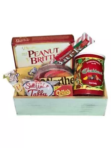 Old Fashioned Candy Wood Crate with Candy Fruit Slices - Picture 1 of 1