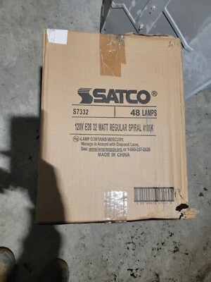 48 - Satco S7332 Compact Fluorescent Spiral 32W T4 Medium E26 4100K Cool White - Image 1 of 2