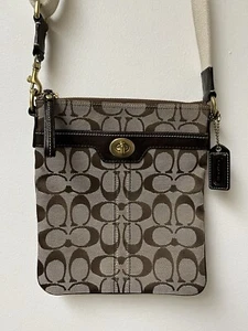 Coach Signature Crossbody Bag Swingpack Purse Turnlock Beige Brown - Picture 1 of 23