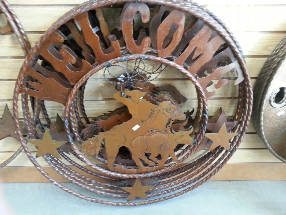 Letrero de bienvenida de vaquero de hierro forjado con cuerda (hecho a mano) 28 pulgadas Foto 1 de 1