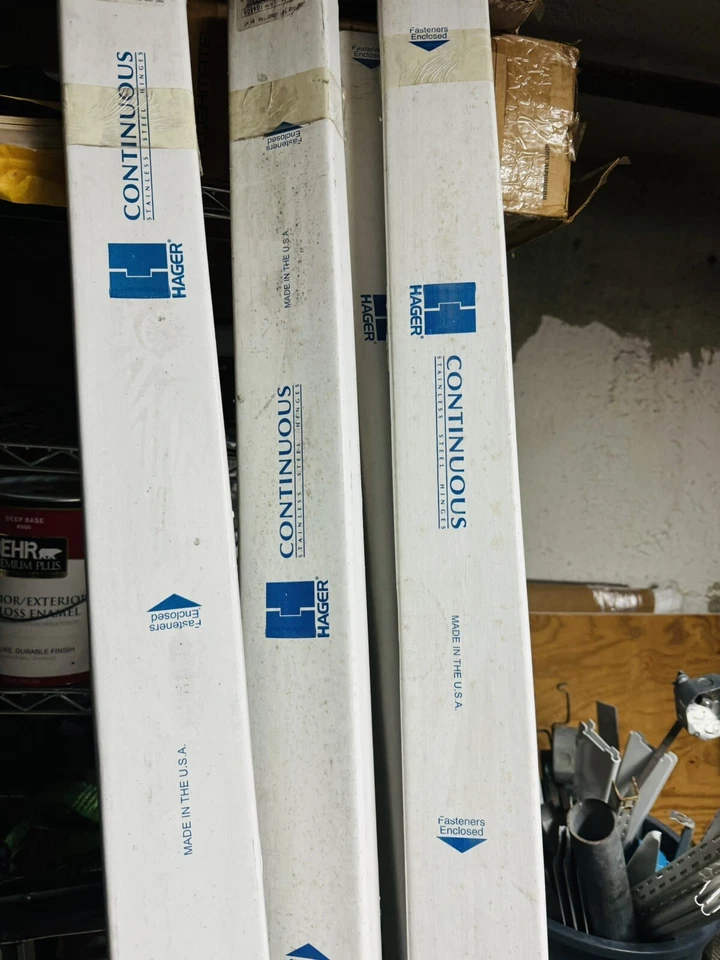 Bisagras continuas de acero inoxidable Hager, 1 en un paquete, 10 disponibles Foto 1 de 4