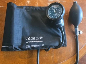 WELCH ALLYN Tycos Manual Blood Pressure Gauge Adult Cuff DS48A - Picture 1 of 5