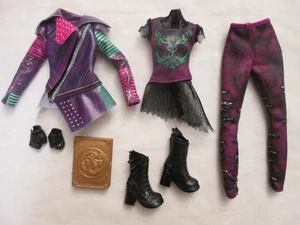 Disney Descendants Isle of the Lost Ma Doll Outfit Only Mattel Boots Jacket - Picture 1 of 6