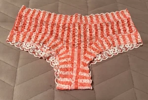 Victoria's Secret The Lacie Blossom Rayas Encaje Cheeky Panty ~ GRANDE ~ ¡NUEVO CON ETIQUETAS! - Imagen 1 de 4