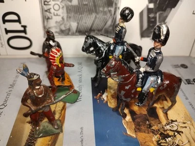 Lote de 5 soldados de juguete vintage Foto 1 de 3