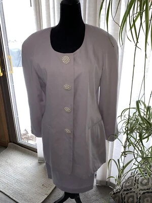 Apart Suit size 12  Lavender Pearl Buttons two piece women Skirt set Spring Foto 1 de 4