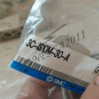 ONE NEW SMC 3C-IS10M-30-A Pressure Switch - Image 1 of 4