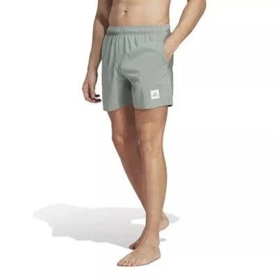 Bañador Adidas clásico sólido de 5 pulgadas para hombre talla XL Foto 1 de 4