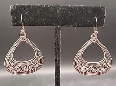 Syerling Barse Earrings Thailand - Image 1 of 4