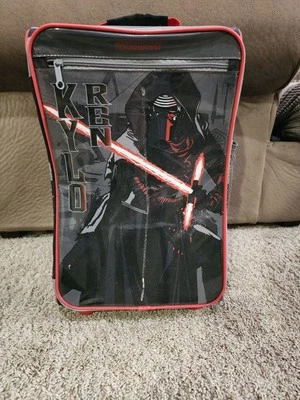 American Tourister - Maleta enrollable suave vertical Kylo Ren Disney Star Wars Foto 1 de 4