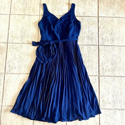 Vestido City Chic Nuevo con Etiquetas Para Mujer Talla Grande 20 Lilly Midi Azul Marino Formal Sin Mangas  Foto 1 de 4